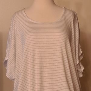 NWT Lane Bryant top white silver strip size 18/20